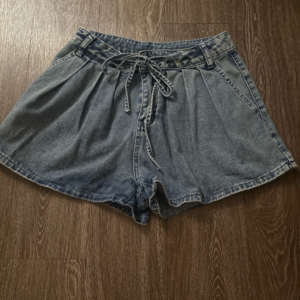 Women's Blue Denim Tie-Waist Shorts